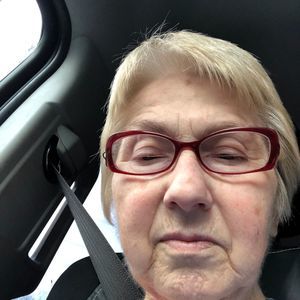 Meet your Posher, Brenda